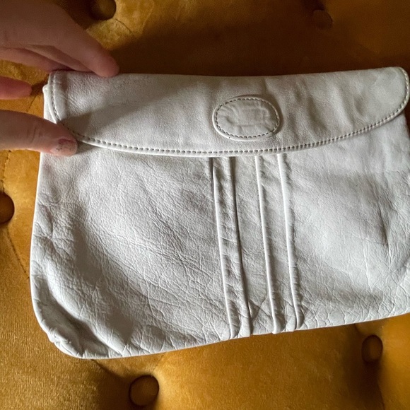 Antonia White Genuine Leather 9” Envelope Clutch Bag - Picture 5 of 10